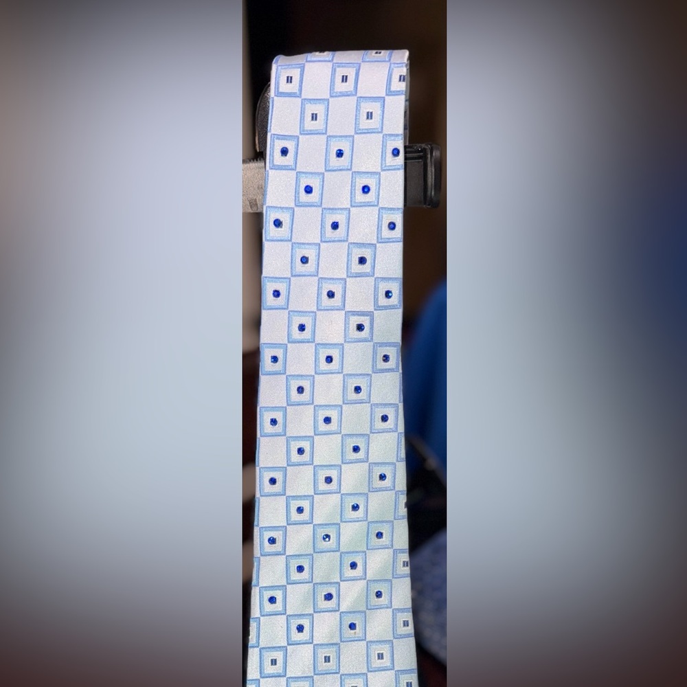 Blue and White Classic Bling Tie
Formal Prom Wedding Dog Show Cruise